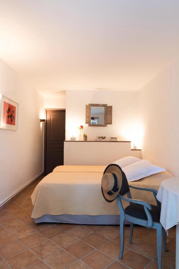 Bed and Breakfast Bastide De Fave à Brue-Auriac Extérieur photo